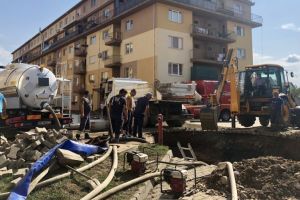 Lucrări apă- Canal pe strada Fabricii. Se întrerupe furnizarea apei