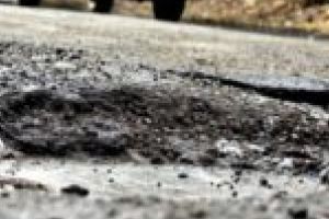 Viorica Dăncilă astupă dintr-o semnătură gropile spre Lacul Dracului