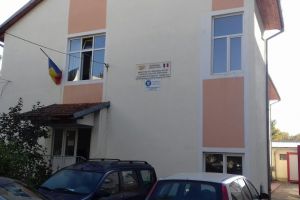 În judeţul Dâmboviţa sunt 70 de fitofarmacii funcţionale