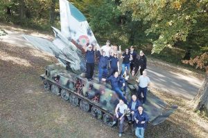 Jocuri de război: Militărie şi relaxare între tancuri, tunuri, aquapark şi tiroliene, la Arsenal Park Transilvania, la numai câteva ore de Oradea (FOTO / VIDEO)