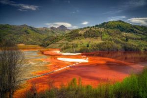 Film documentar al unei televiziuni germane despre DEZASTRUL ecologic de la Valea Șesii. ”Nu a fost simplu să găsim oameni să fie dispuşi să vorbească despre această situaţie”