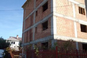 Suceava, plină de mansarde-fantomă, printr-o şmecherie a constructorilor şi cu ...