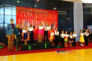 Sâmbătă, 26 octombrie, municipiul Sebeş va găzdui cea de-a VI-a ediţie a Concursului Naţional de Dans Sportiv „Cupa Sebeşului”. Vezi programul