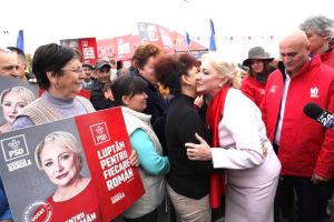 Procentele candidatului PSD, Viorica Dăncilă, cresc în preferinţele electoratului (P)