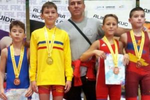 Reghinenii completează salba târgumureşenilor