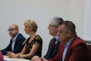 Contract pentru „Armand Călinescu”