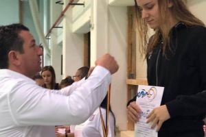 Nouă medalii pentru înotătorii de la Crişul Oradea la Cupa Someşul de la Beclean