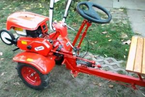 Intervenţie a pompierilor din Aiud la o persoană cu piciorul prins într-un utilaj agricol