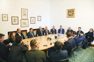 PNL Satu Mare: Ludovic Orban, primul premier desemnat care consultă societatea civilă înainte de învestitură