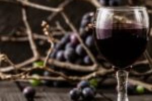 Delectare pentru timişoreni: începe o nouă ediţie a Festivalului Vinului!