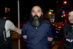 Peste o sută de zile de îngrijiri medicale pentru victimele cuţitarului de la mall
