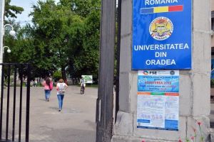 Misiune imposibilă: Votul pentru Carta Universităţii din Oradea, blocat de senatorii nemulţumiţi de reprezentarea facultăţilor