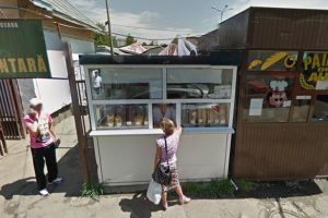 Mutarea Pieţei Mici, în vederea modernizării, începe de astăzi