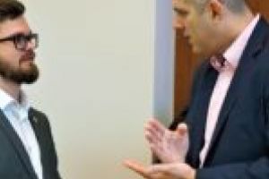 Schimb de experienţe şi informaţii printr-o reţea transnaţională. Pentru studenţii şi cadrele universitare din Reşiţa