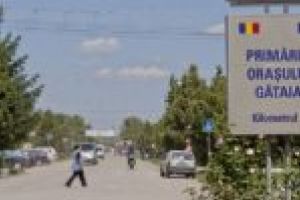 Secretarul unei primării din Timiş, cercetat pentru trafic de influenţă şi luare de mită!