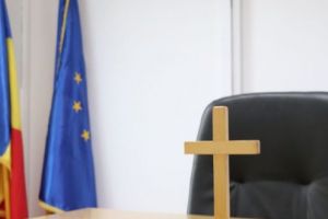 Tânăr reţinut pentru furt calificat