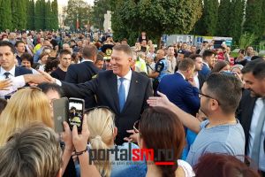 FOTO&VIDEO. Klaus Iohannis, baie de mulţime la Carei