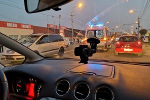 Accident grav pe strada Clujului din Oradea: Un rănit în stop cardio respirator, un altul e în comă!