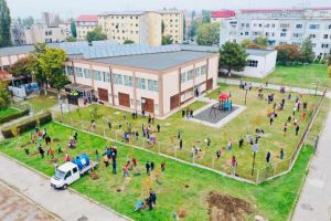 ​Primaria Navodari a demarat campania Navodari, oras Verde (galerie foto) 