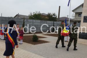 Sarbatoare devenita traditie: Eroii neamului, comemorati la  Cumpana de Ziua Armatei (galerie foto+video)
