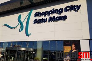 Incendiu la Satu Mare Shopping City! Pompierii au intervenit de urgenţă!