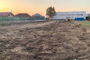 Inedit: In comuna Farcasa au inceput lucrarile de constructie ale unui bazin de inot acoperit