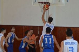 Eşecuri în lanţ la baschet