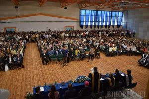 Candidaţi cenzuraţi: 45 din cele 48 de departamente ale Universităţii din Oradea au posturile de şefi ca rezervate