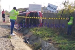 FOTO O familie întreagă în spital după accidentul de la Roşiori. O eroare a GPS-ului i-a dus pe acel drum