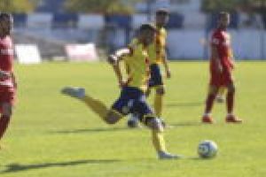 Ripensia obţine un punct din deplasarea din Regie, contra Rapidului, după un meci cu mulţi nervi