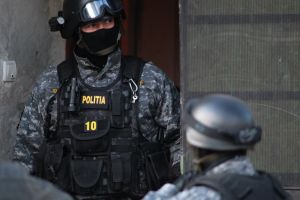 Alerta in Brasov: O persoana a amenintat ca va pune bombe la Tribunal, Parchet si Spitalul Judetean