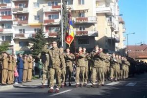 Ziua Armatei, sărbătorită  prin ceremonial militar şi religios şi prin activităţi pentru toate vârstele  „Dacă trăieşti, mulţumeşte părinţilor tăi. Dacă respiri, mulţumeşte unui copac. Dacă scrii şi citeşti, mulţumeşte unui profesor, dar dacă scrii şi vorbeşti româneşte, atunci, mulţumeşte unui soldat român!”