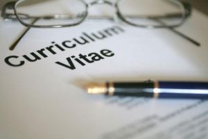 DÂMBOVIȚA: Lista locurilor de muncă disponibile în sistemul bugetar