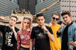 Unde ieşim săptămâna asta: Concerte cu Ștefan Bănică Jr. şi 5Gang, dar şi un marş pentru protejarea pădurilor