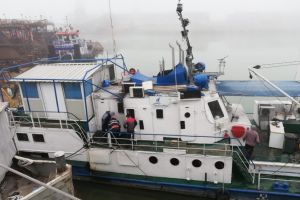  Incendiu la o nava afla in reparatii la SC Navrom SA (foto+video)