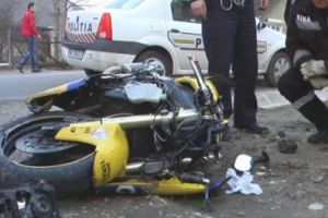 Motociclist accidentat de o căruţă condusă de un adolescent