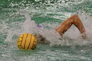 Două victorii şi o înfrângere pentru poloiştii de la CSM Oradea la turneul de la Focşani