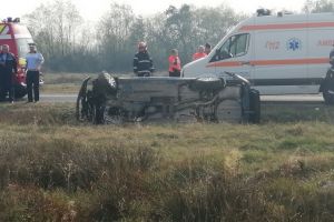 Cauza accidentului rutier mortal din Bihor: Şoferul din BMW a intrat într-o depăşire neregulamentară, iar cel din Fiat nu s-a asigurat înainte de viraj