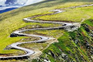 Circulaţia rutieră pe Transalpina se închide din 29 octombrie