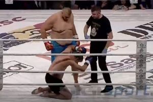 VIDEO – Sibianul Daniel Natea a făcut knock-out un adversar în doar patru secunde