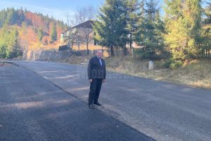 Flutur anunţă finalizarea asfaltării drumului judeţean prin Pasul Puzdra