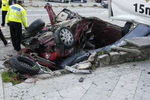 Un tânăr acuzat de poliţişti şi de procurori că ar fi condus beat şi ar fi provocat un ...