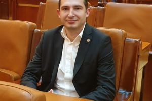 Mai putina birocratie si costuri mai mici pentru extinderea scolilor si spitalelor. Deputatul prahovean Razvan Ursu (PSD) vine cu explicatii