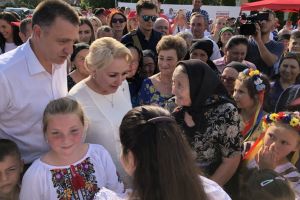 Viorica Dancila, candidat PSD: “Iohannis nu a realizat nimic pentru Romania. Voi castiga pentru ca m-am luptat si ma voi lupta mereu pentru fiecare roman!