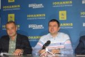 Liberalii îi cer primarului Genoiu să dezlipească poliţiştii locali de panourile electorale. Marian Vasile: De trei săptămâni suntem raiul infractorilor!