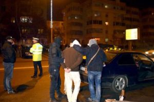 Traficant de droguri ÎMPUȘCAT lângă puşcărie!