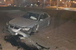 Șoferul care a provocat accidentul de la Sala Sporturilor era drogat şi avea permisul suspendat