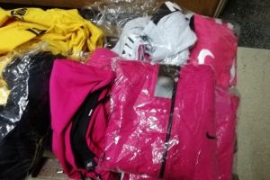 Garda de Coasta: Haine contrafacute, descoperite in Vama Veche, intr-un autocar venit din Turcia