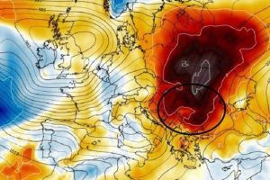 Vreme neobişnuit de CALDĂ după aceste zile friguroase: Un val de aer tropical tranzitează România