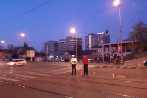 Şoferul care a accidentat pe trecere un adolescent în Nufărul şi a fugit a fost prins şi reţinut în vama Borş